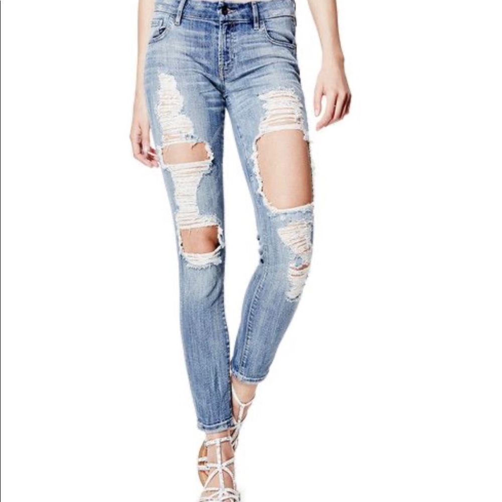 Nwt guess distressed jeans